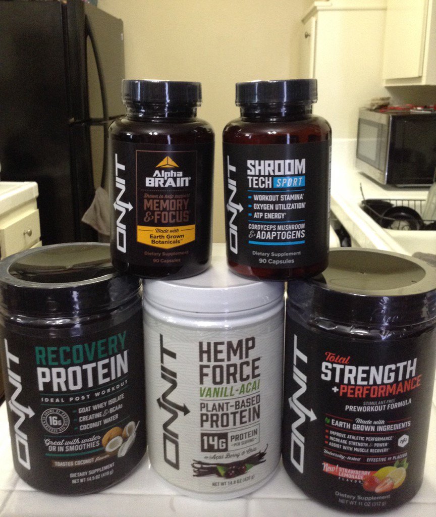 Ambienjackson's tweet photo. Thanx SO MUCH @Onnit for the package this morn #ShroomTech #AlphaBrain #HempForce #RecoveryProteinToastedCoconut 🙏🏽❤️ https://t.co/LfvedDbA8P