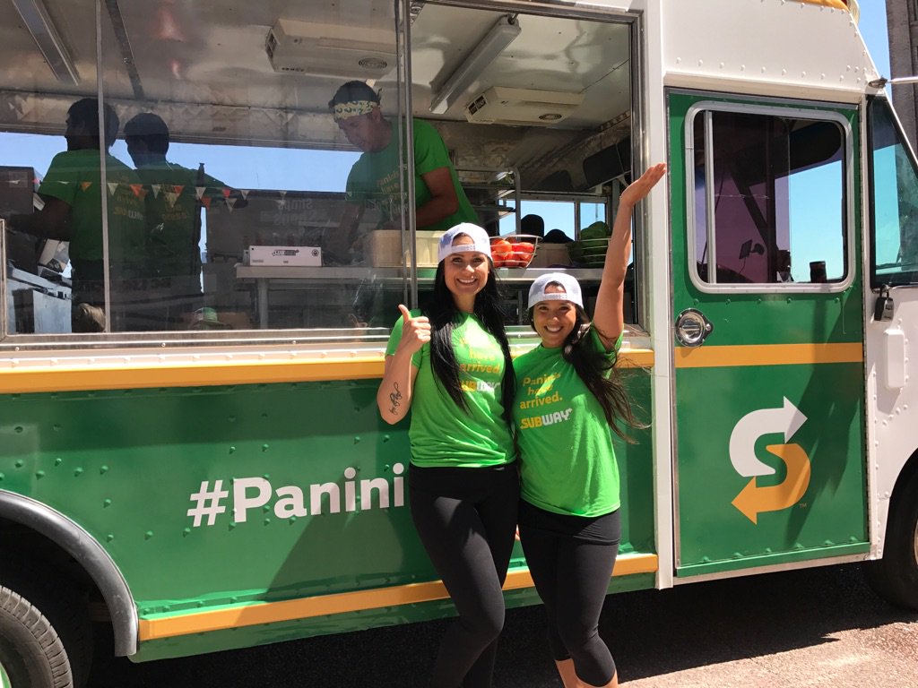 modernmixvan's tweet photo. Cute truck at Waterfront Station! @SubwayCanada #PaniniExpress https://t.co/Mh6DRSnTD9