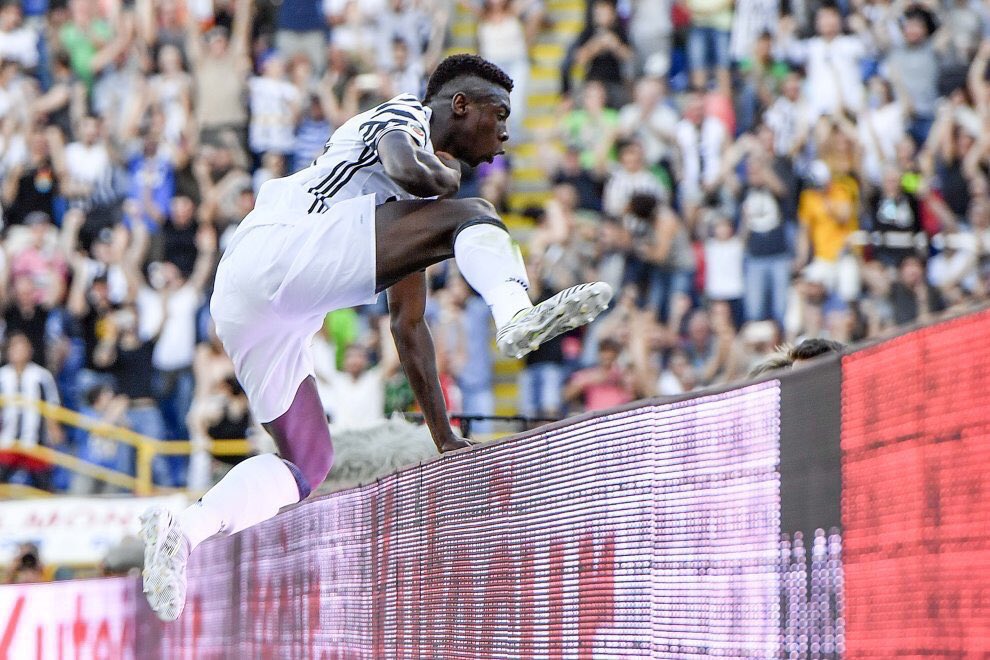 Moise Kean segna il gol della vittoria della Juventus: 1-2 a Bologna