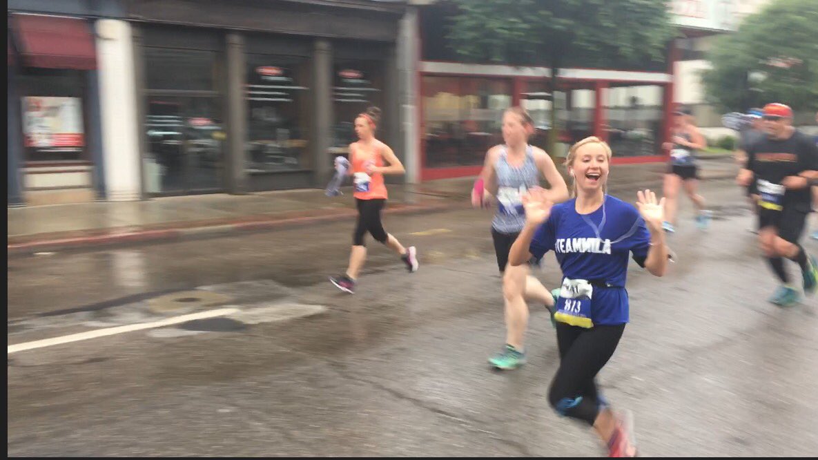 Stephen_Zat's tweet photo. @jcrammsWTRF you're such a happy runner! Thanks for running and your support! #rainrunner #ourfavoritesportsanchor #TeamMila @Zatmommy4 https://t.co/x9nu5H7LsB