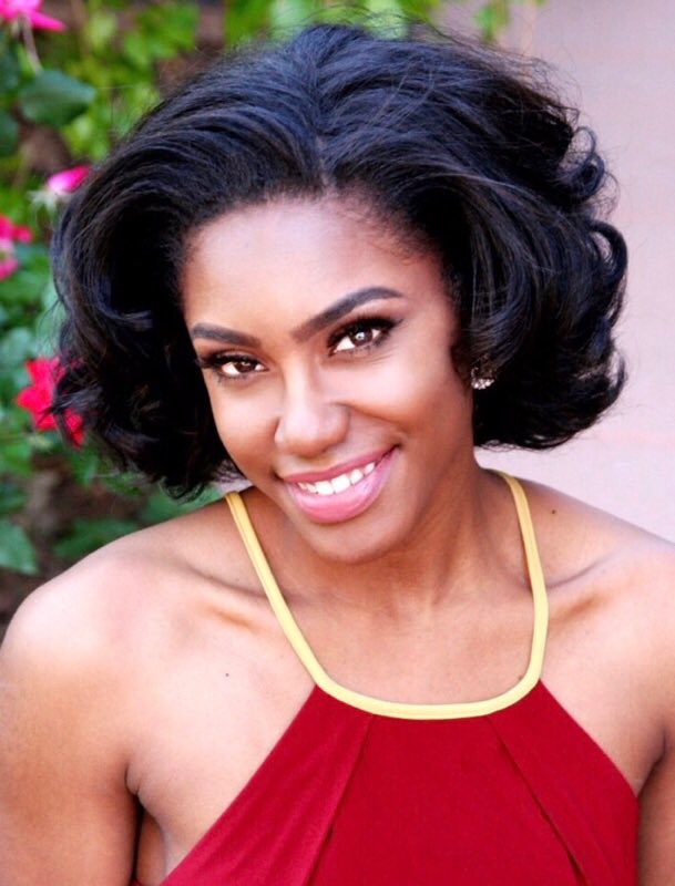 missazorg's tweet photo. Meet our contestants ๐ Aundria Littlejohn | Miss Tempe | Be a Better You - Empowering Bully Victims | @ASU | #MissAZ2017 https://t.co/bTlPeMeTG3