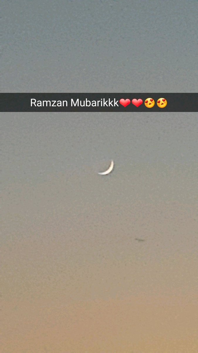 ahsan1395's tweet photo. #RamzanMubarakSabKo #FirstSehriInAnHourOrSoo https://t.co/j7M2SxiBAo