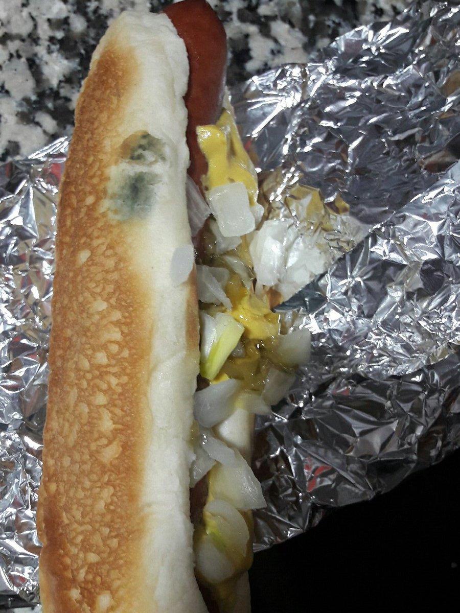 veronicaRaqueL0's tweet photo. @costcocanada pedir comida para llevarme a casa y esto https://t.co/KbPqoCovAB