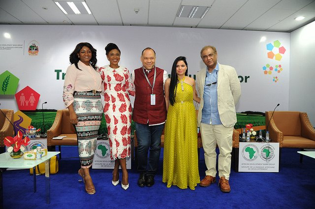 AfDB_Group's tweet photo. #ICYMI => Watch the full recording of our #Bollywood Meets #Nollywood session, at the #AfDBAM2017: https://t.co/zmGDCEgs0L #IndiaAfrica https://t.co/yvxuBqwpmB