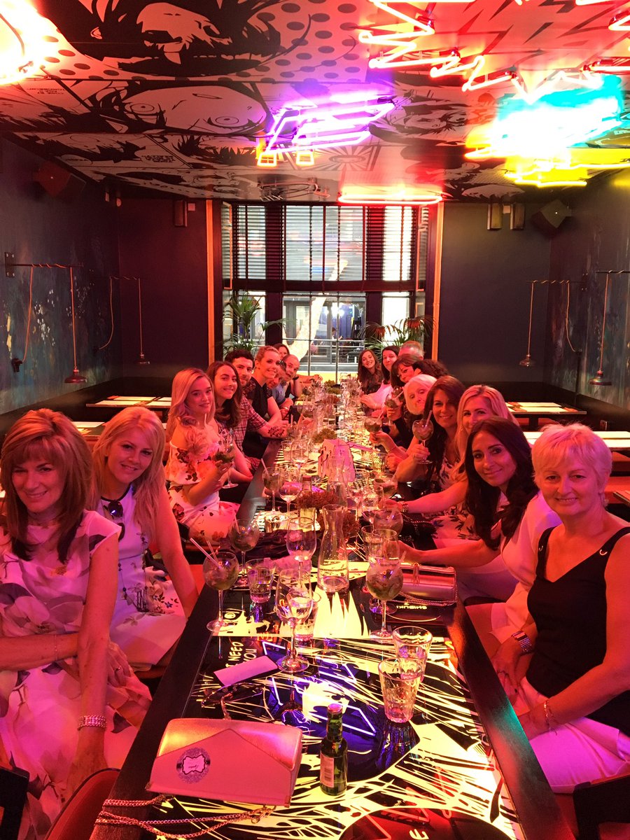 The @PlymouthginUk is flying and the gang are loving it <a href="/MisterMiyagis/">Miyagi</a> #LIV