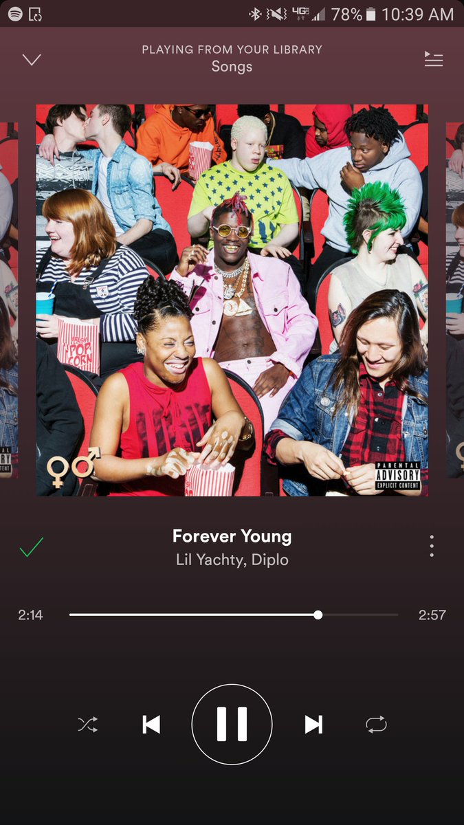 lwill05's tweet photo. on repeat all summer🔥 #thankslilboat https://t.co/8TAJWg2B8l
