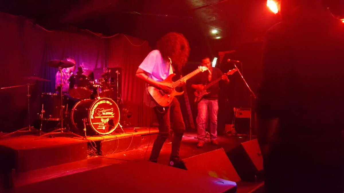 voidgripband's tweet photo. Wanna say thanks to all bands, guys were amazing @ironhideomerta
@alphasequence 
@holo
And #gandalfs#Roar
#Metal#alchemistdeluge https://t.co/biXNrt0Ik1