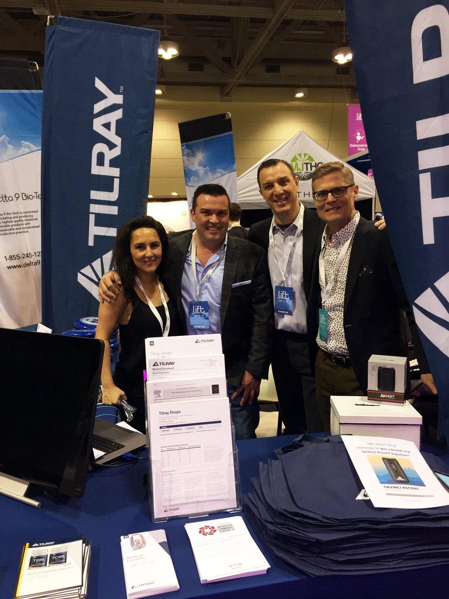 cdnmcc's tweet photo. Learn about @cdnmcc, our member LPs and Patient Advisory Committee @ the #LiftExpo this weekend! Stop by for medical #cannabis accessories. https://t.co/1cqAKoQ1S4