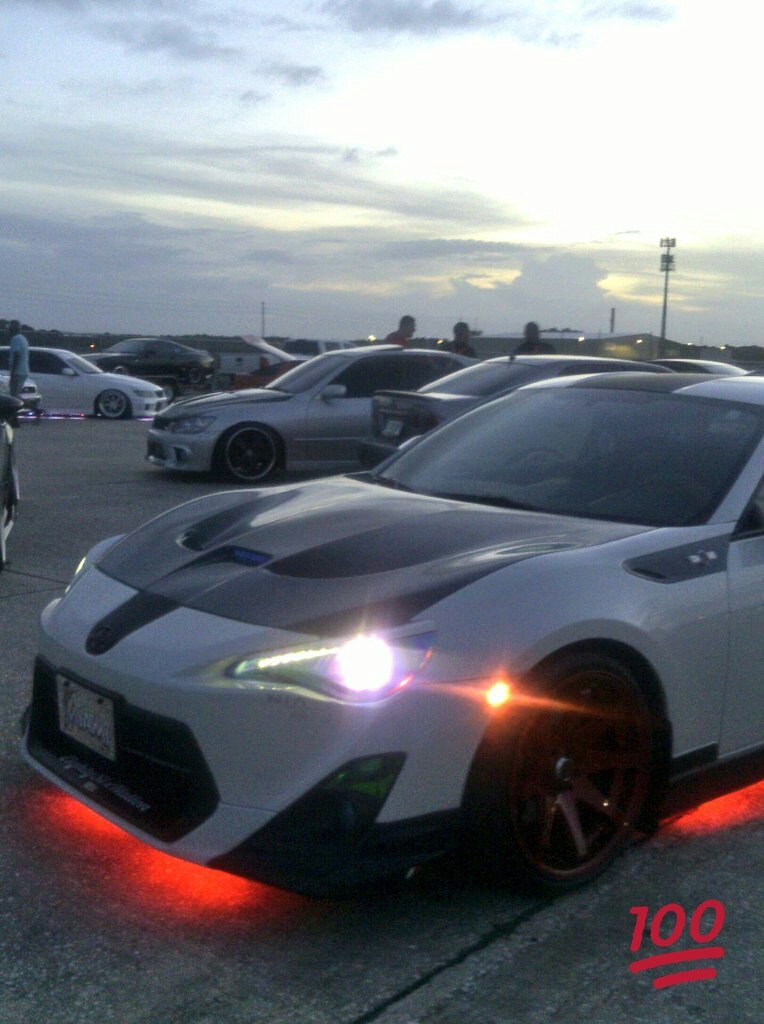 binderico's tweet photo. Sebring https://t.co/7qerzQJjHM