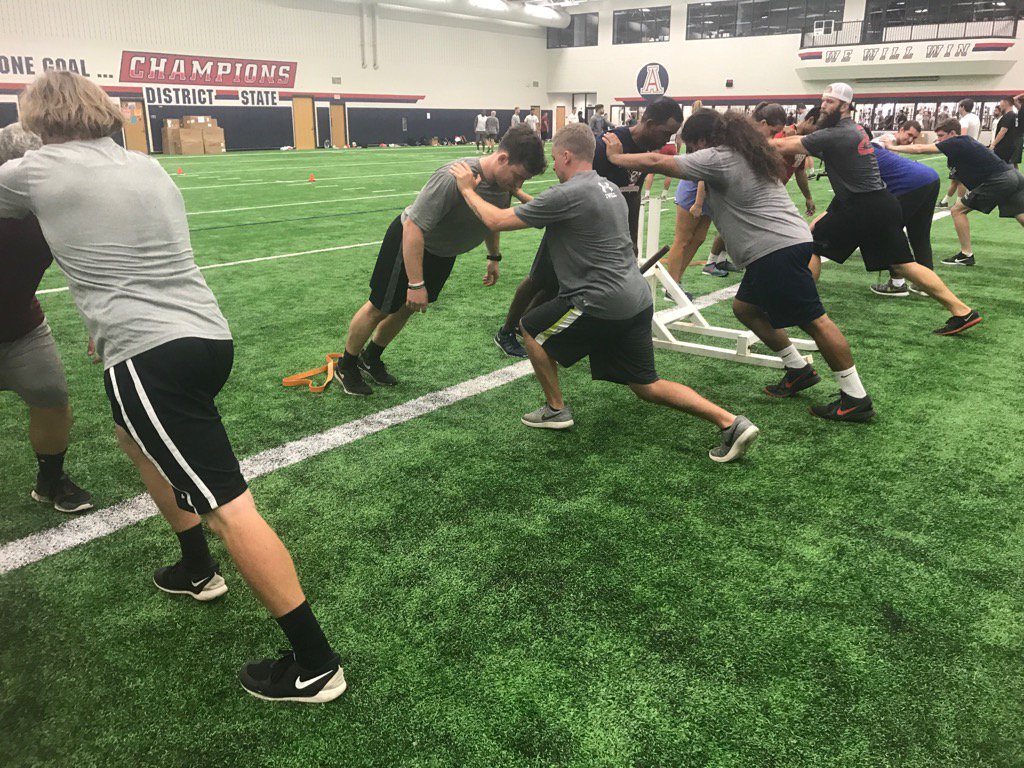 PCnowisthetime's tweet photo. For every action their is an equal and opposite reaction. Get fast by getting strong & then apply #forceapplication https://t.co/vCkvPXHlfM