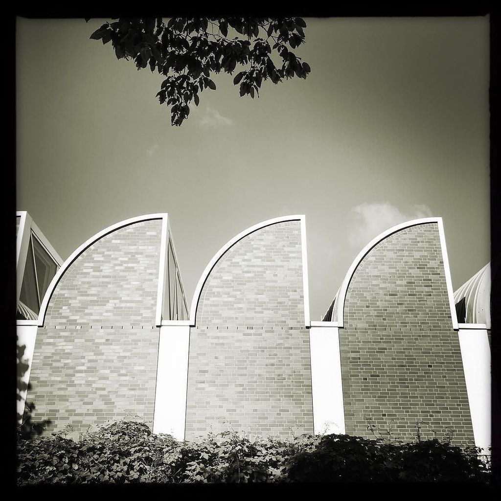berlin_b_w's tweet photo. #architecture #jfkschule #bw #berlin #berlinbw #berlinstagram #blackandwhite #bwberlin #berlinlife #bnwberlin #ige… https://t.co/5DGS21Y5OF https://t.co/aHYgsYOryT