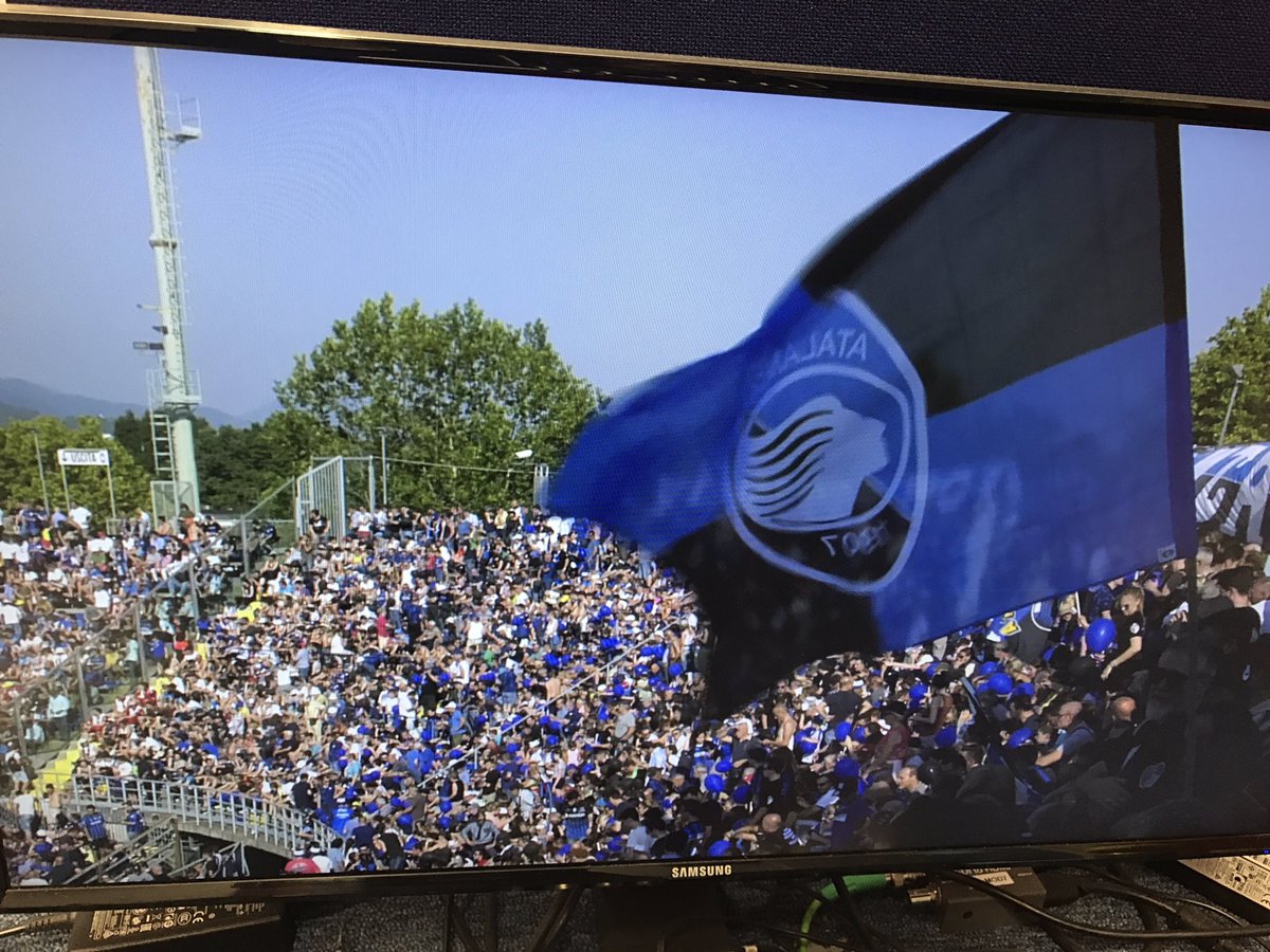 PDumanowski's tweet photo. Zaraz ruszamy z Atalanta - Chievo w #ElevenExtra po meczu zostajemy na fetę Atalanty 👌@ElevenSportsPL https://t.co/dFN0csr1Xp