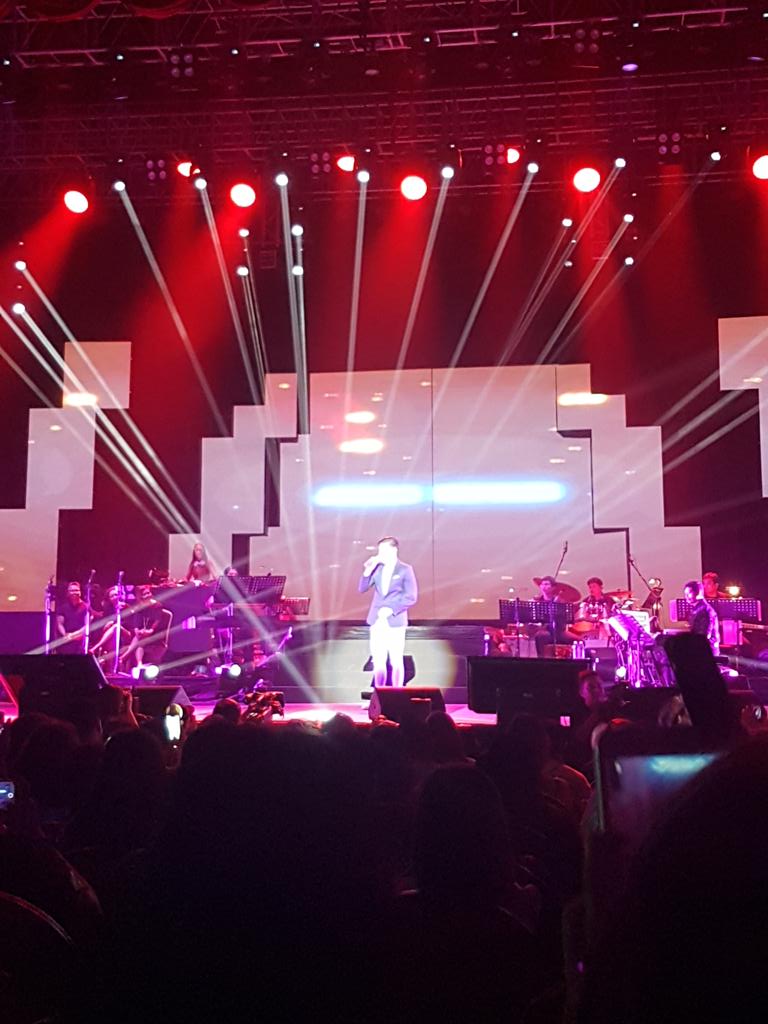 Yammybears's tweet photo. Congrats @aldenrichards02   👏👏👏  #AldenUpsurge https://t.co/zSZZvochlM