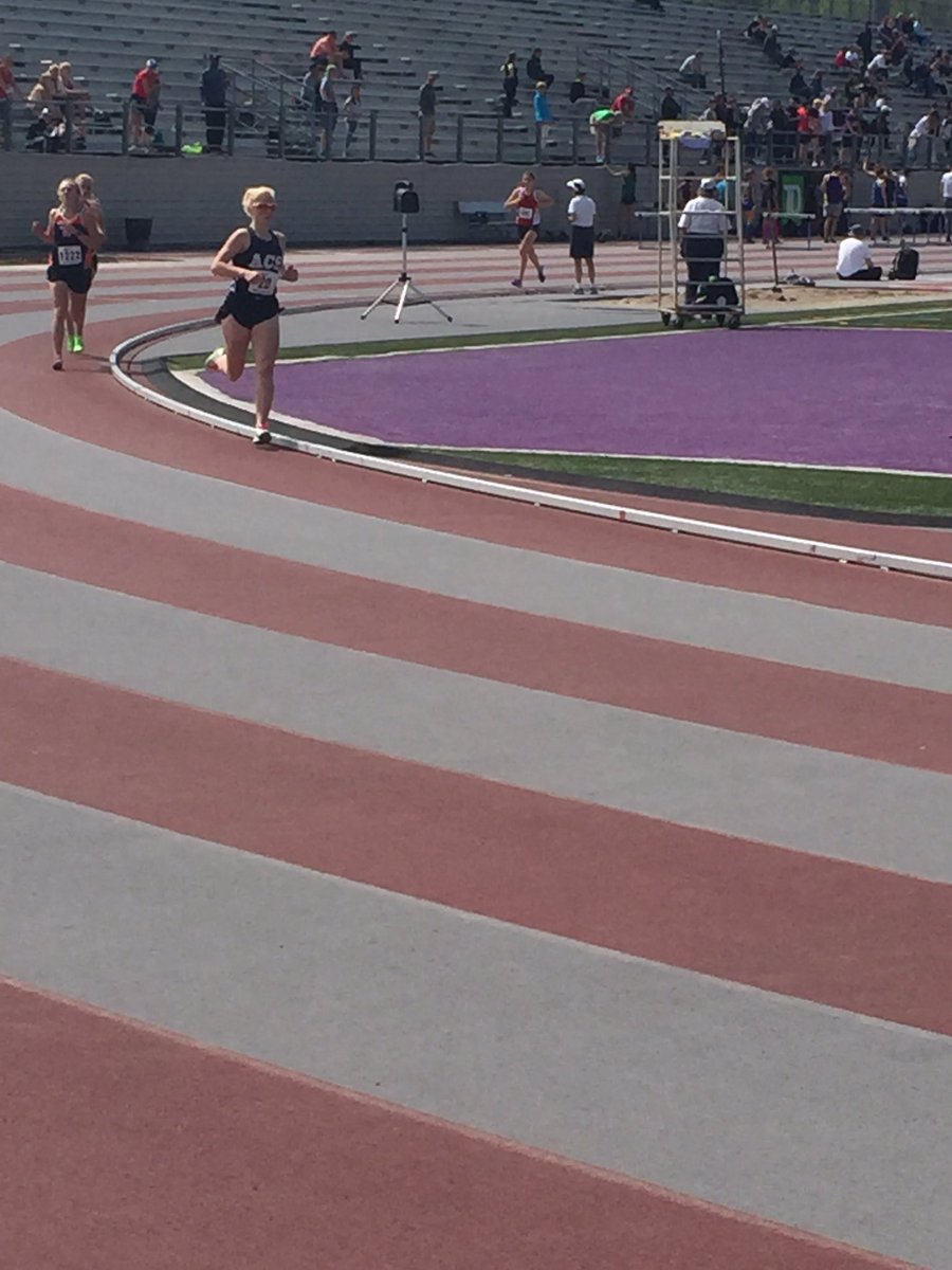 MsWillsher's tweet photo. @assumptionlion Natalie Verschoor placed third and advances to @OFSAATrack https://t.co/DT9dxxjuHU