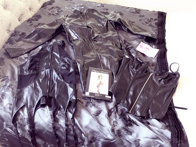 Treated myself at this amazing local shop today. Love #pvc #fetishclothing @Allthingsnice84 have so many<a href="/tag/pvc"class="tags"><span>#pvc</span></a><a href="/tag/fetishclothing"class="tags"><span>#fetishclothing</span></a>