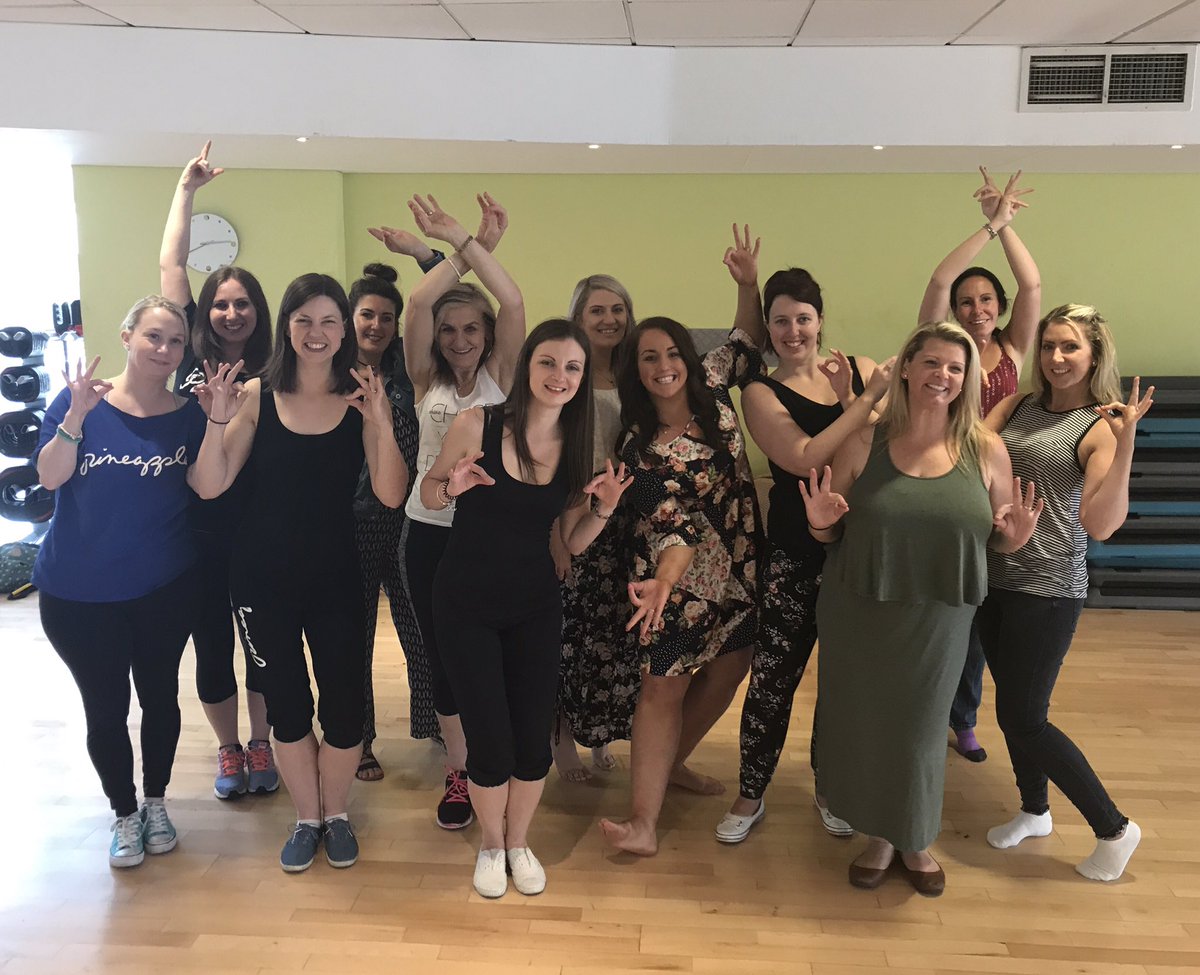 ValerieCheerCo's tweet photo. @CheerleadingCo @alimarks84 @f2_lucy we went global today with this #bollywood #henparty in #Bristol today!! #cheercohens https://t.co/5fhI42QQCn
