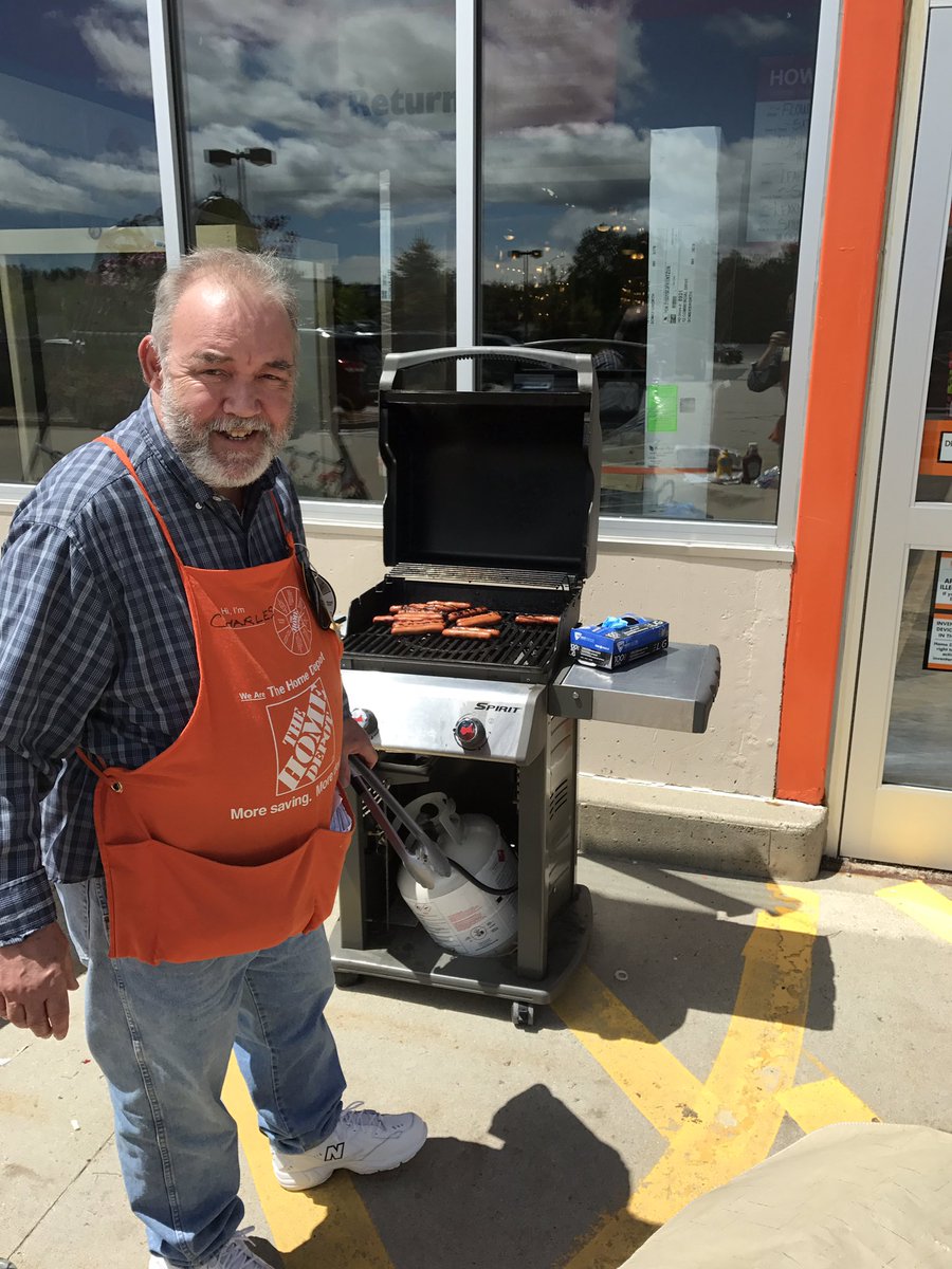 Home Depot 8931 tweet media