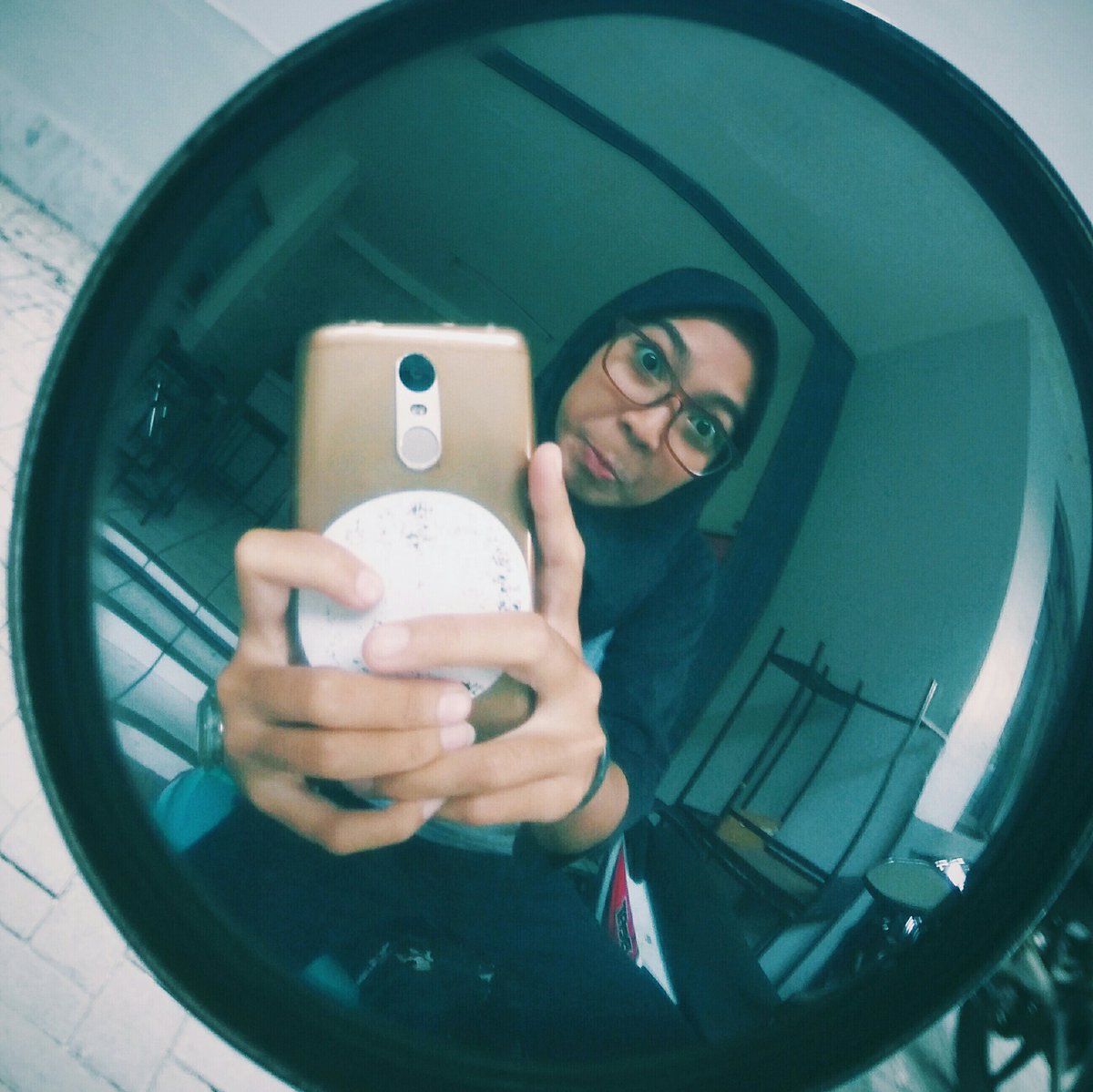 Amyee_08's tweet photo. #FotoProfilBaru https://t.co/2eDd5zsmKQ