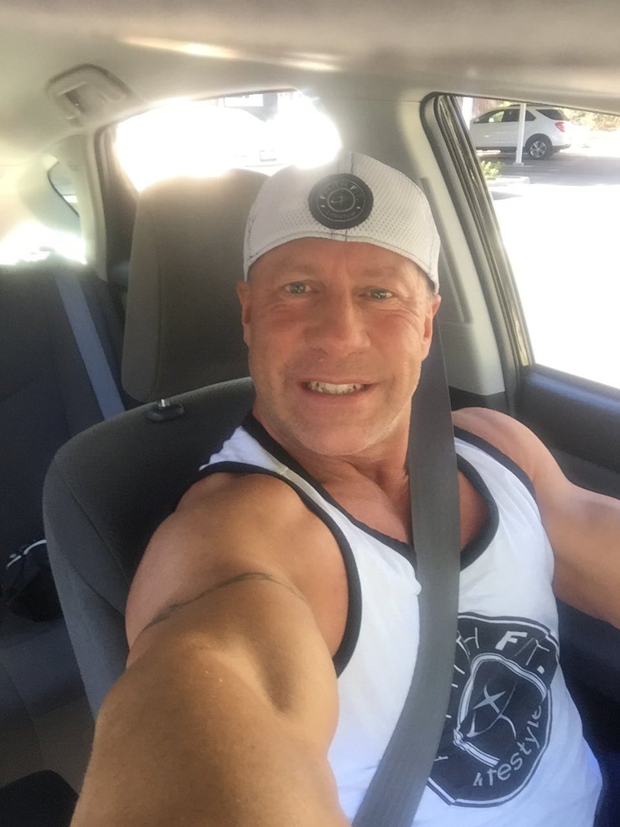 faithfit_life tweet picture