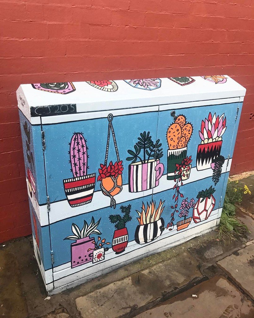 Stitch_Up's tweet photo. Stumbled upon this in Headingley 😍🌵Not sure who the artist is but i love it 👌🏻✨🌿They should all look like this! https://t.co/b7TtjIzayj https://t.co/3d1rMmH6GL