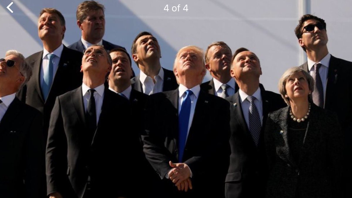 FernandoGayanC's tweet photo. @realDonaldTrump @JustinTrudeau Which one is the coolest? https://t.co/Vr4X7ooUHD