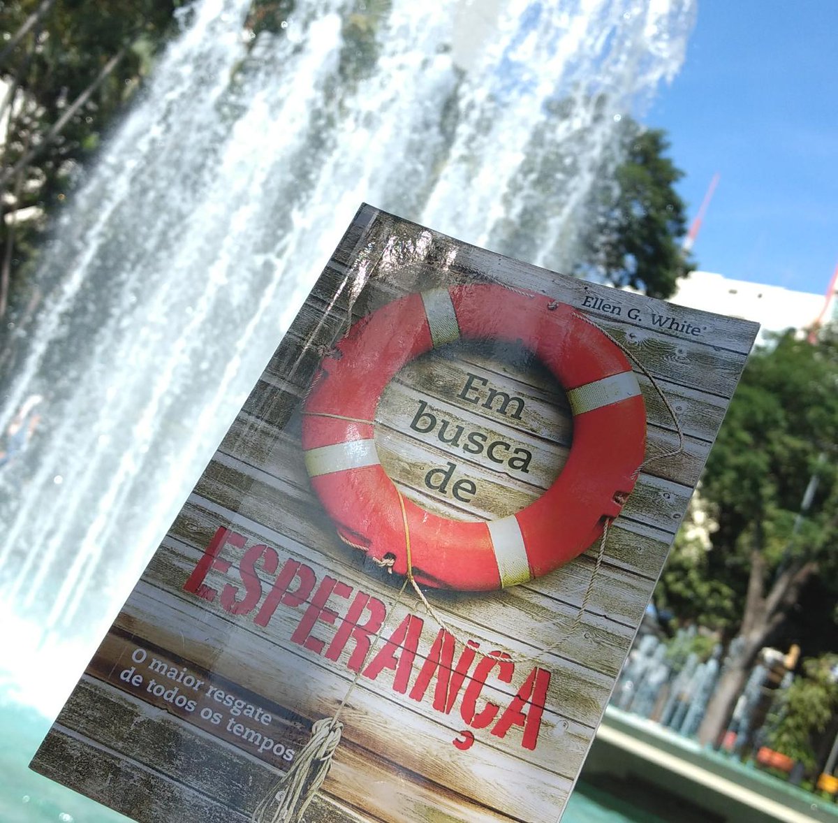 VIVO: Associação Paulista Oeste já distribuiu, até agora, mais de 350 mil exemplares do livro Em Busca de Esperança. adv.st/impactoreal