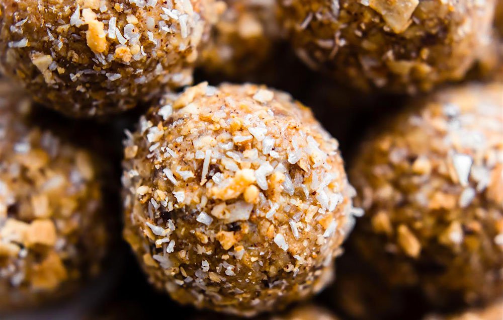 WomensHealthMag's tweet photo. 7 healthy no-bake snack balls you can eat on the go: https://t.co/lQLDtPl2eM via @OrganicLifeMag https://t.co/voB6aFqwlq