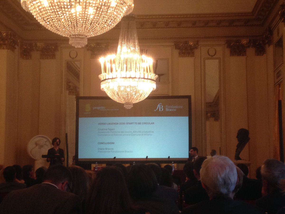 pieropelizzaro's tweet photo. 600 imprese accompagnate di cui l'83% continua a produrre! @cristajani presenta #StartToBeCircular in uscita il 1 Giugno! https://t.co/H6i3ZIzzFf