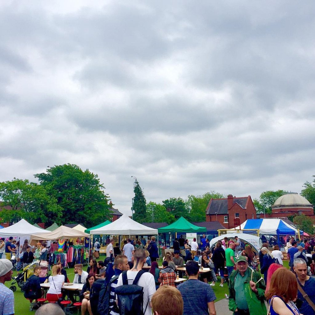 veo_world's tweet photo. Awesome day and great turnout at VON #Vegan #Organic Network fair in Chorlton, #Manchester! ๐ โ๏ธ
๐#Veopolis.com ๐ (at Chorlton, Manchesโฆ https://t.co/rG8I8axXNY