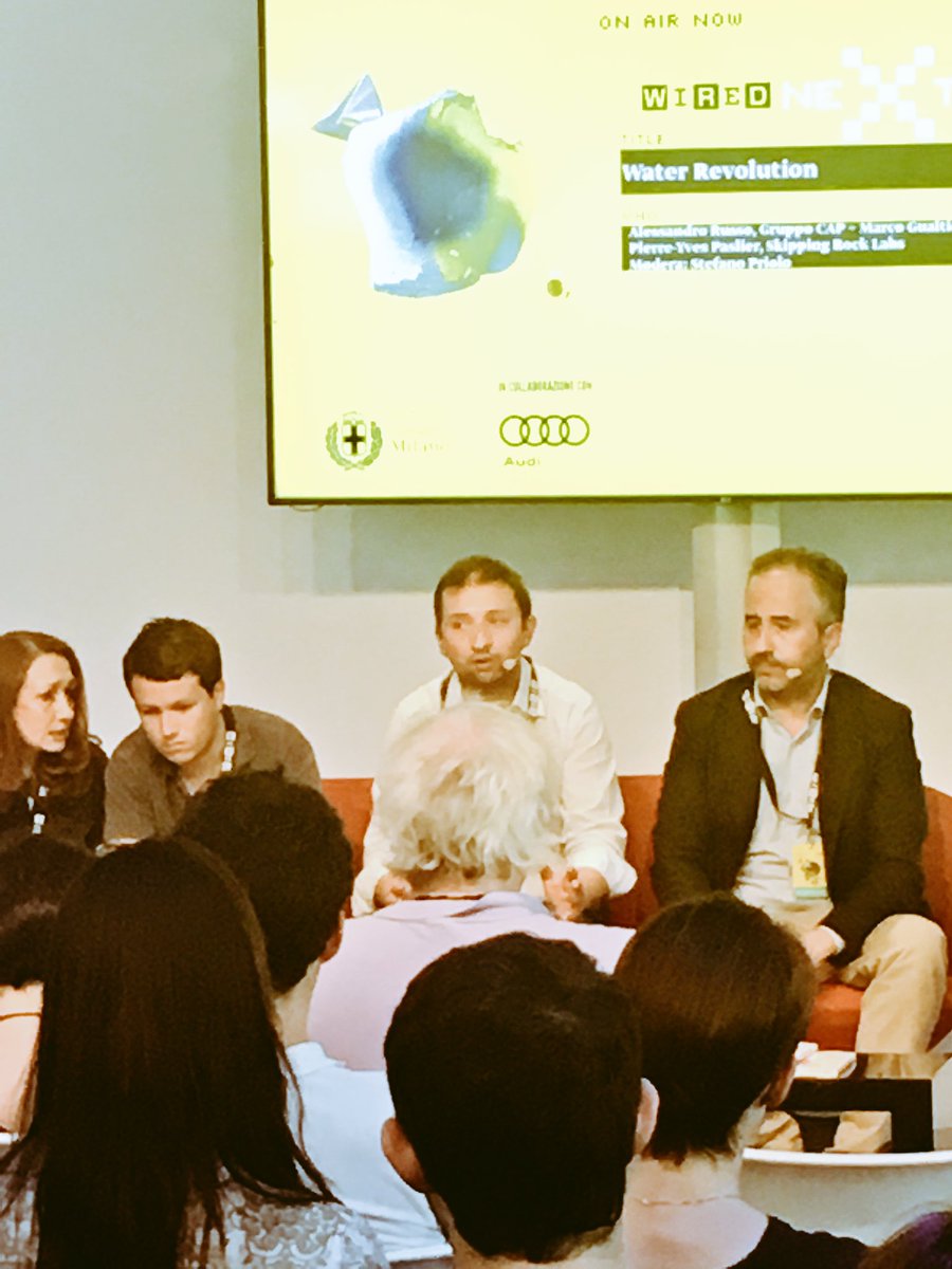 gruppocap's tweet photo. Grande pubblico al @wireditalia #wnf2017 per ascoltare la #waterevolution con @quattrotretre @OohoWater @_MarcoGualtieri https://t.co/M09rAqTzvx