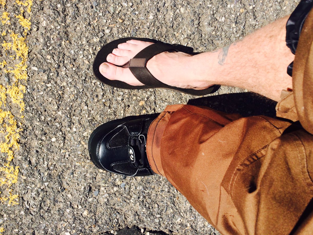 allanbrussell's tweet image. @Snowbird *yeah babe, fire up the grill,be home in 39 minutes" #LongestSeasonInUtah #springturns #MemorialDayweekendinutah