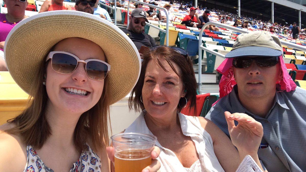 smithlaurak's tweet photo. Fun day at the @CLTMotorSpdwy #nascar #achievemints https://t.co/CSnysLGvdM