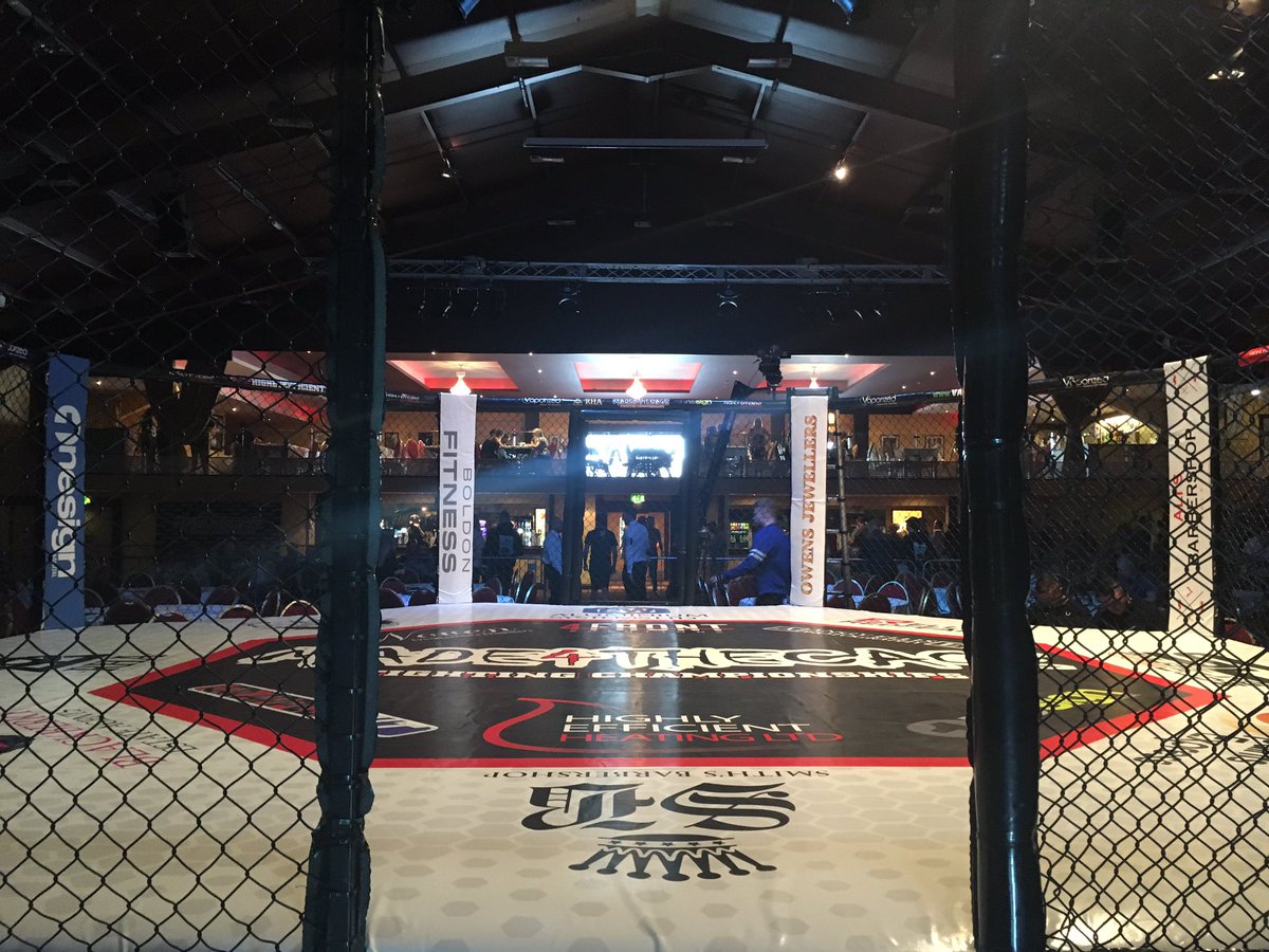 MADE4THECAGEUK's tweet photo. #M4TC24 #TimeToThrowdown https://t.co/8DQqCYy9ny