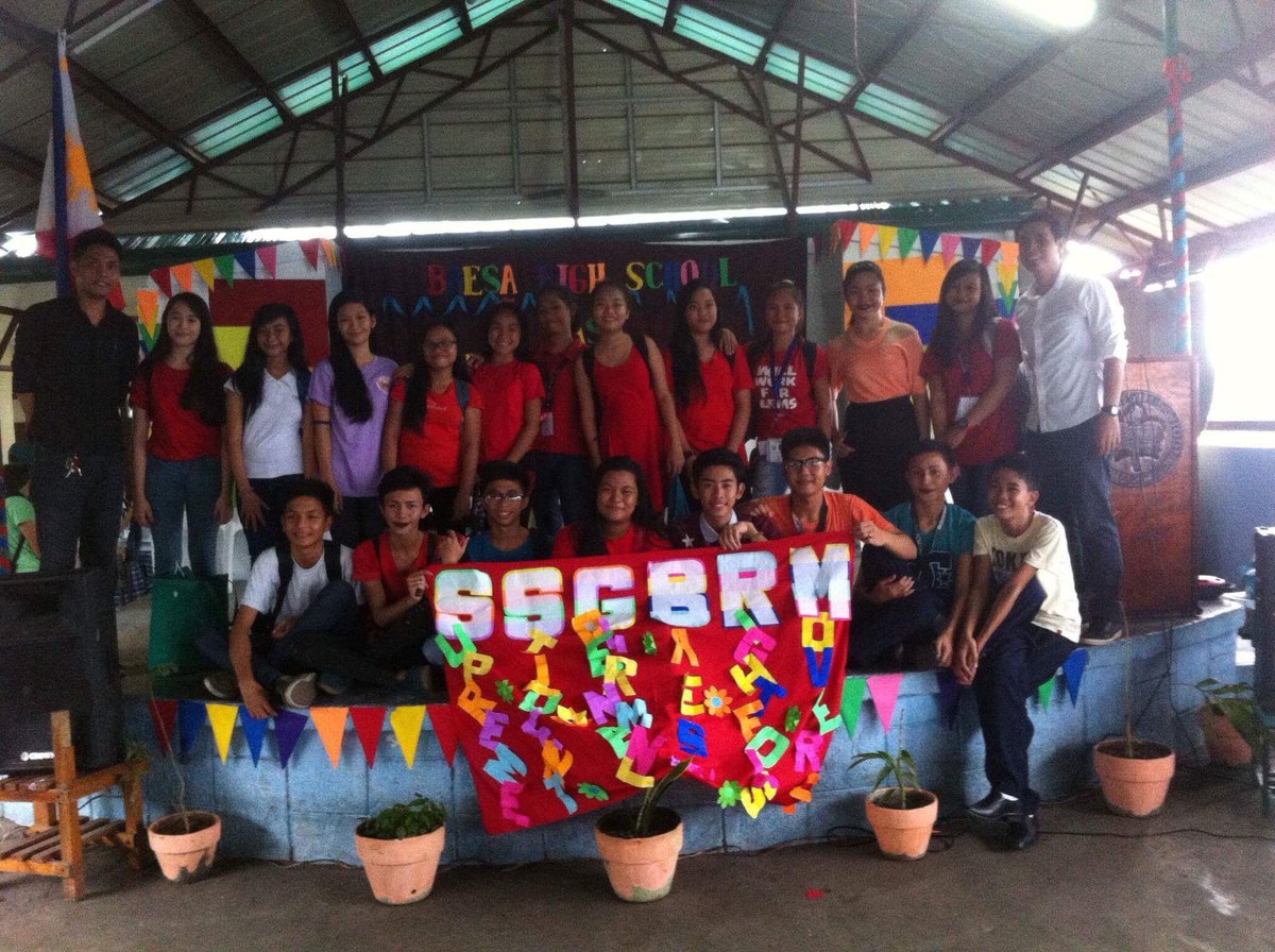 nodanica_nomae's tweet photo. Missin' my fam. Kahit super dami pinagdaanan hahaha incomplete 20/25 #MassInduction2016 #SSG2016 https://t.co/iI3xTyONZA