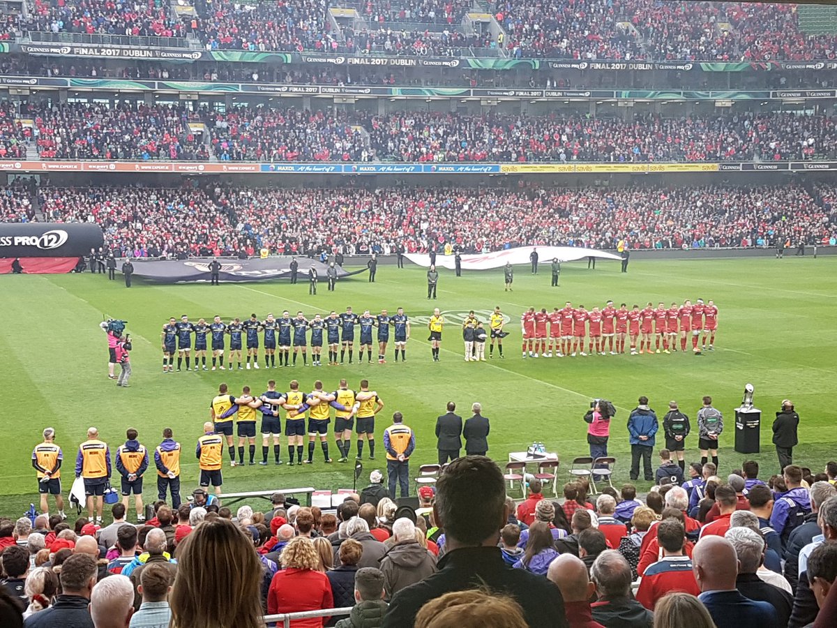 Munsterrugby's tweet photo. A minute's silence is observed for the victims of Manchester #MUNvSCA https://t.co/3FbPpDt9E4