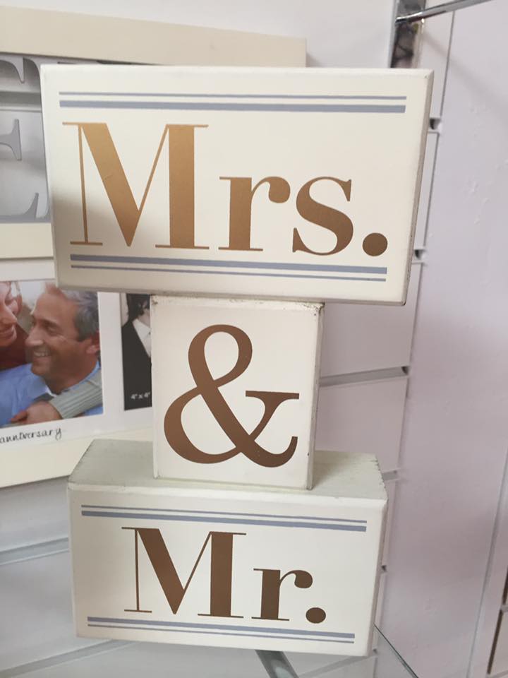 tweedmilloutlet's tweet photo. Wedding gifts in our clearance department. #TimeToCelebrate #WeddingGifts #MrAndMrs https://t.co/v6iJWQEGAd
