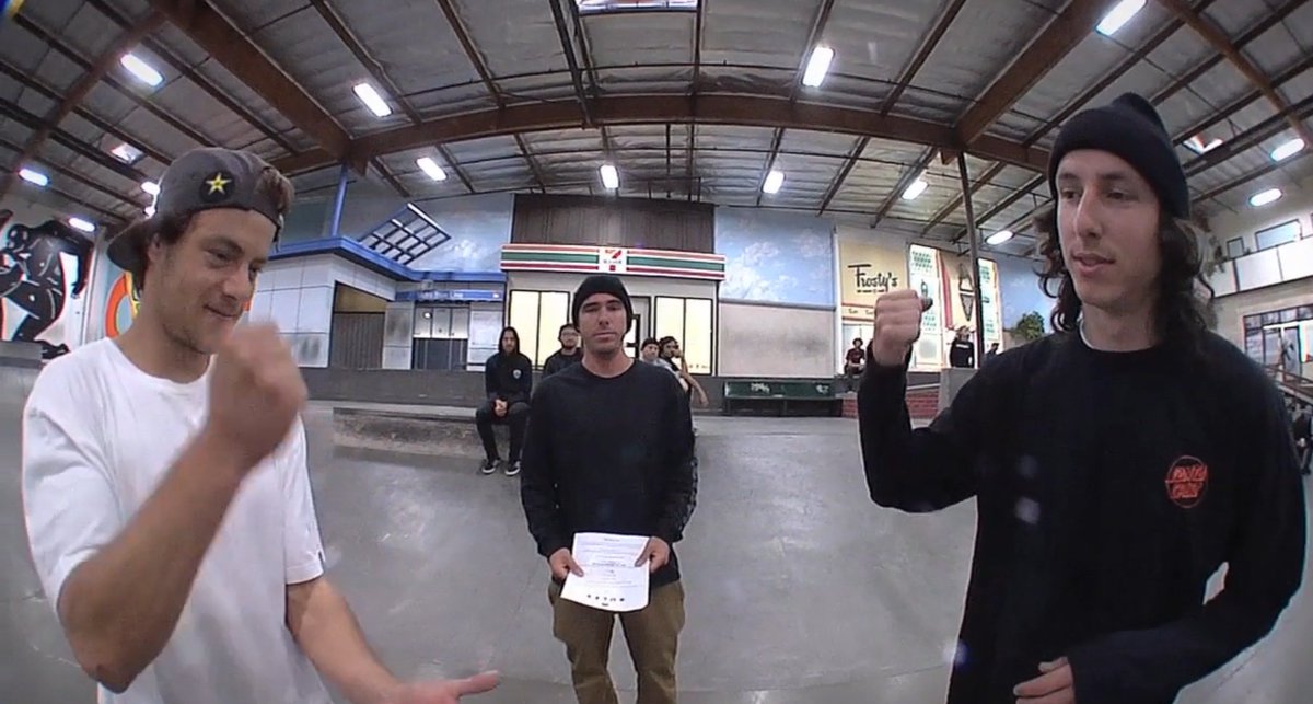 welcomesk8's tweet photo. Como todos los fines de semana, aquí teneís la batalla. CHRIS JOSLIN VS. TOM ASTA
https://t.co/E9wFqVhb4O https://t.co/gugfy6oiBo