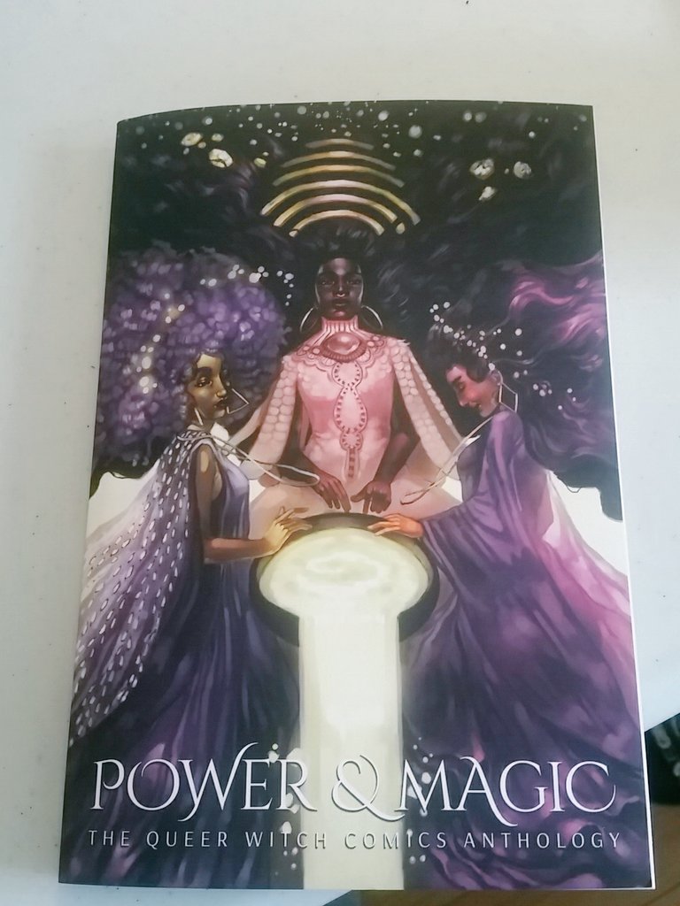 vinancent's tweet photo. My power and magic comics came in today :) :) shoutout to @niv_tales for her gorgeous comic, it gave me many emotions #POWERANDMAGIC https://t.co/vOpwJGjhpv