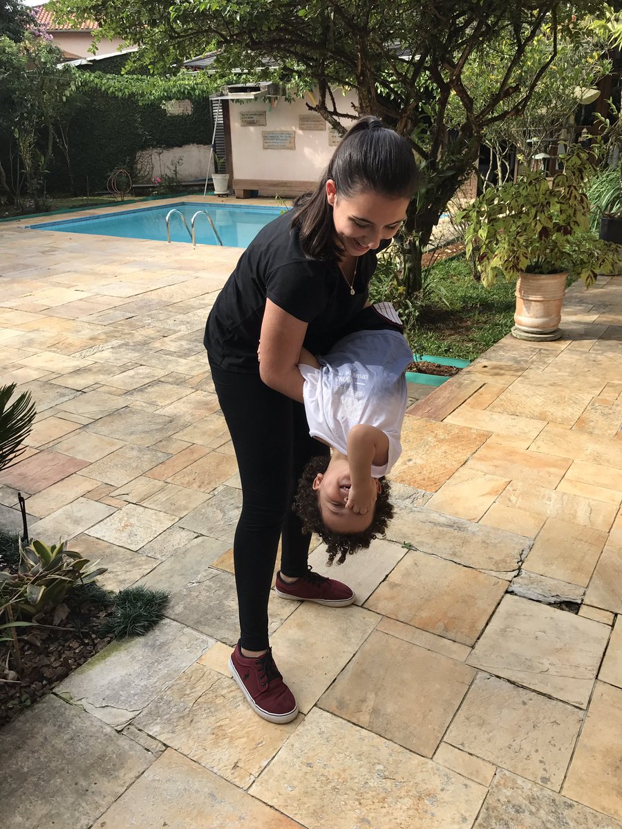bibitatto's tweet photo. Eu amo esse gordo #ABelaEaFera1M https://t.co/OdPkorYq9i