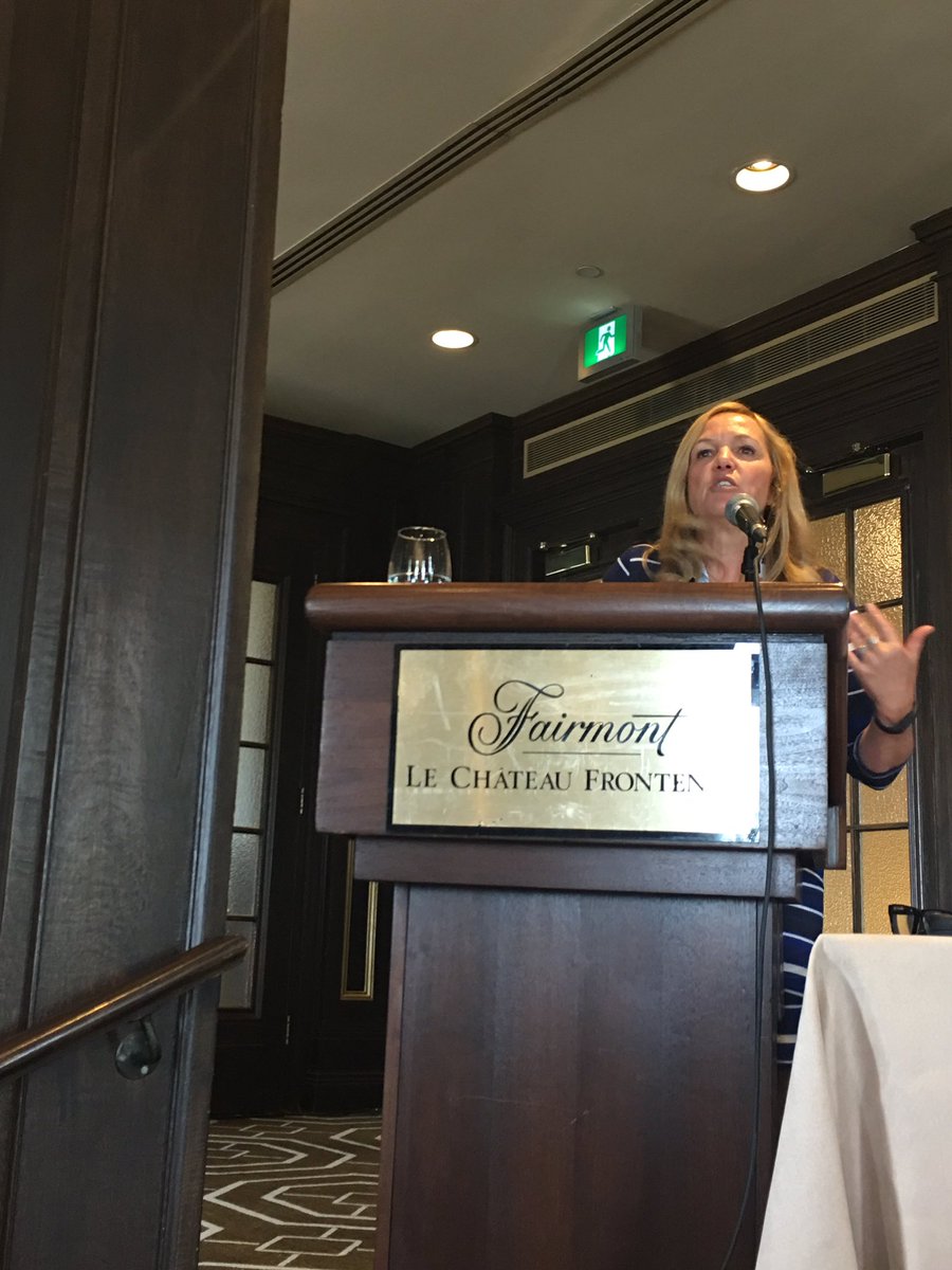 AmyChenPR's tweet photo. "Learning to accept constructive criticism is the first step to becoming a professional"- @fleming_liz #TMACQuebec @TravelMediaCA https://t.co/DVWSdnKZ5k