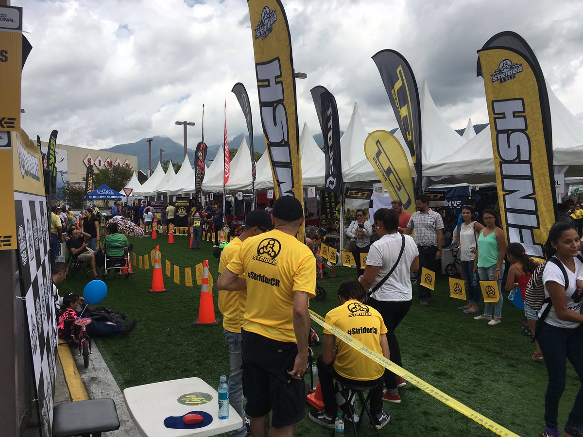 DinCreativas's tweet photo. ¡Ven a conocernos y participa de las actividades de #LaEtapaCR en Multiplaza Escazú!
#SomosWeb #SomosApps https://t.co/44Lv4jTtM2