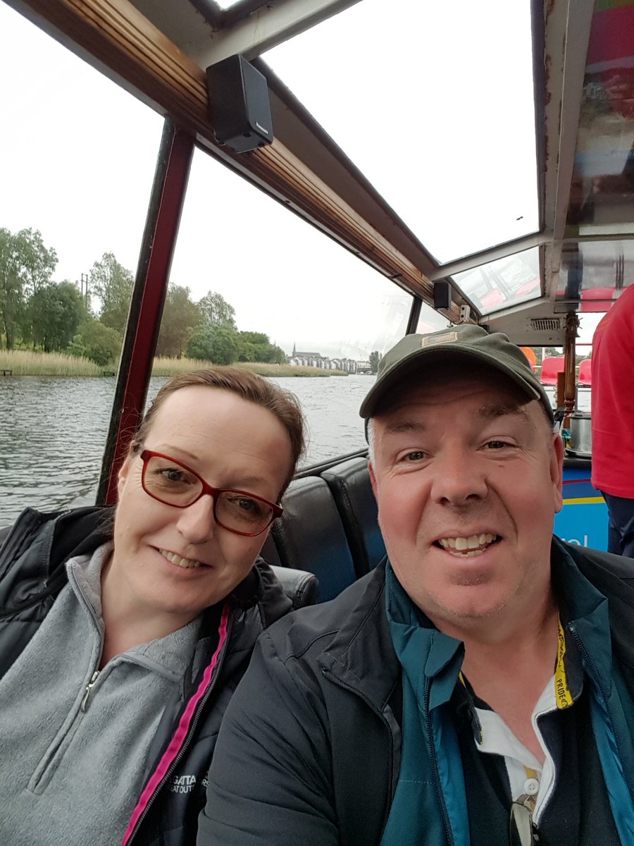pj_sparky's tweet photo. @ErneTours great wee nite cruising &amp; dinner. https://t.co/xsYVBTfFgH