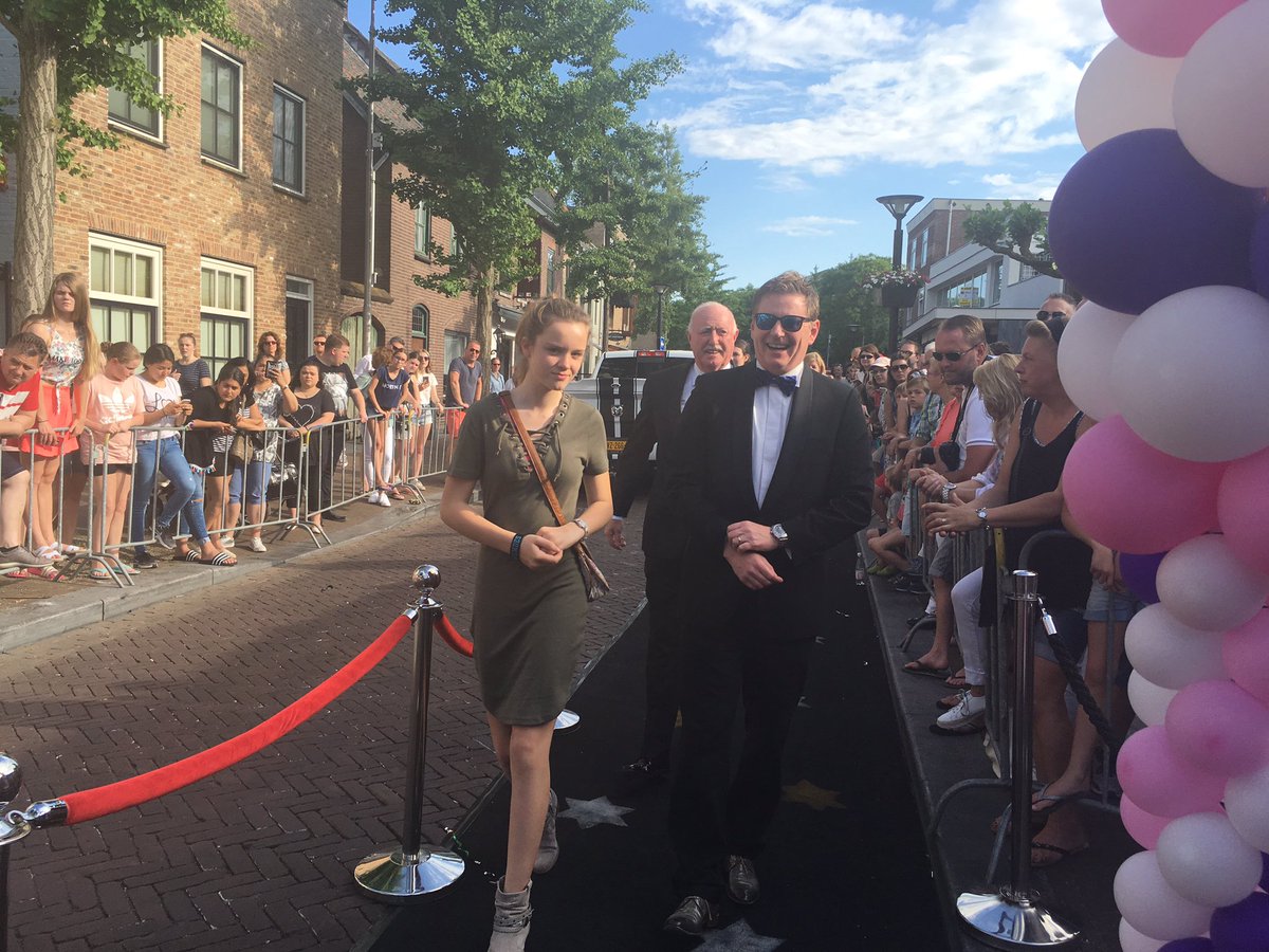 CITOGalaOss's tweet photo. De eerste eregasten van het Citogala 2017! https://t.co/igBXwLcal8