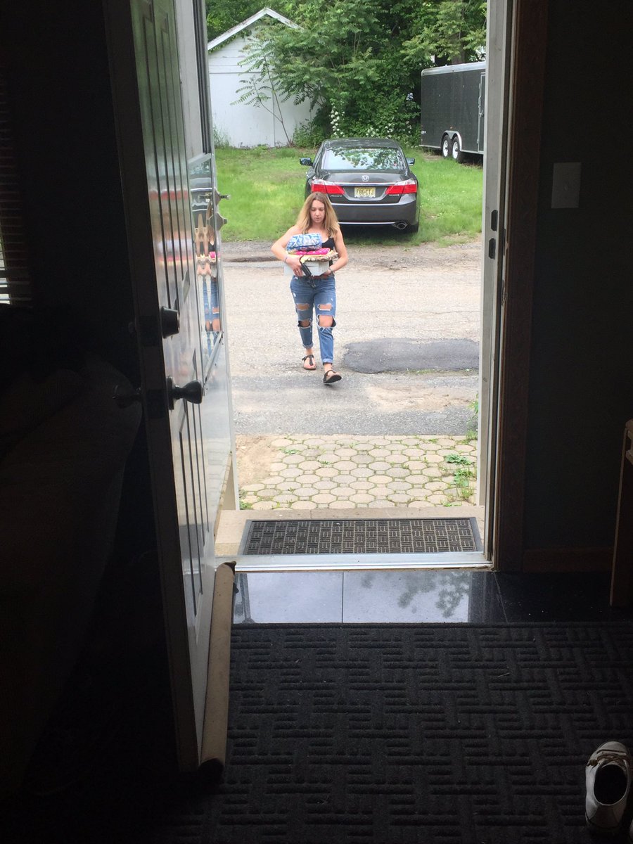 8CliftonPlace's tweet photo. Big day at 8 Clifton @acattano6 https://t.co/NPht7AXgGh