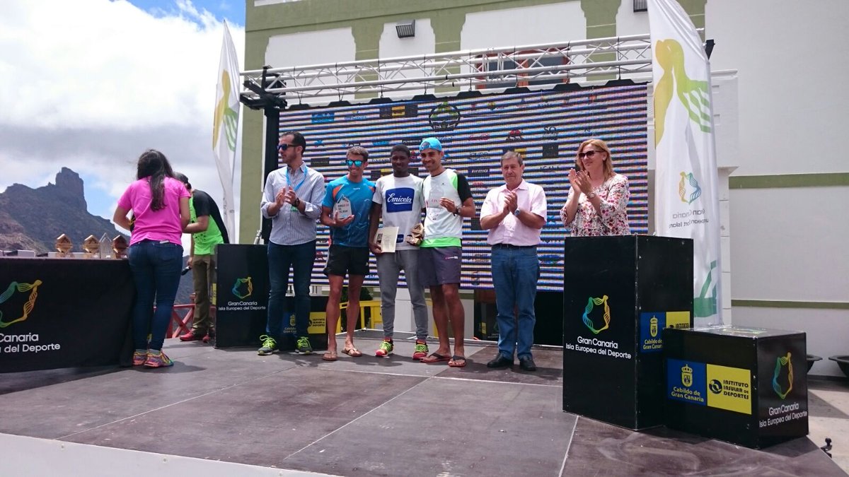 GranCanariaDep's tweet photo. 🏆Acto de entrega de premios a los ganadores absolutos MASC CT12 y CT21 @CircularTejeda🏃🏃 #GCIslaEuropeadelDeporte https://t.co/ijo4YcTJMk