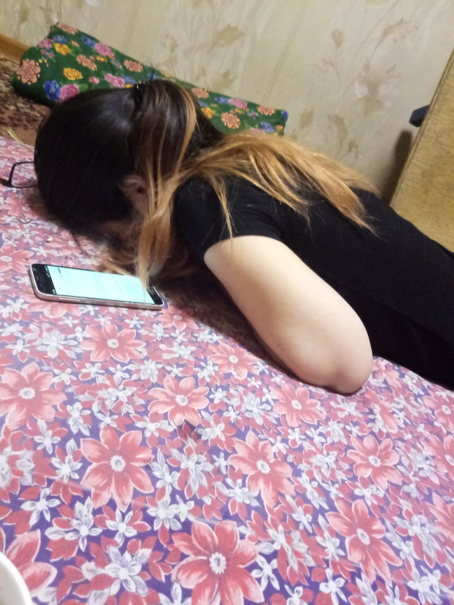 Happykali__'s tweet photo. Моя подруга @happy_asiangirl  гейские фф. Ну и эмоции у нее. Куда я попала . Фф про Мино(Winner) и Ханбин(Ikon). https://t.co/5shrVPrUoY