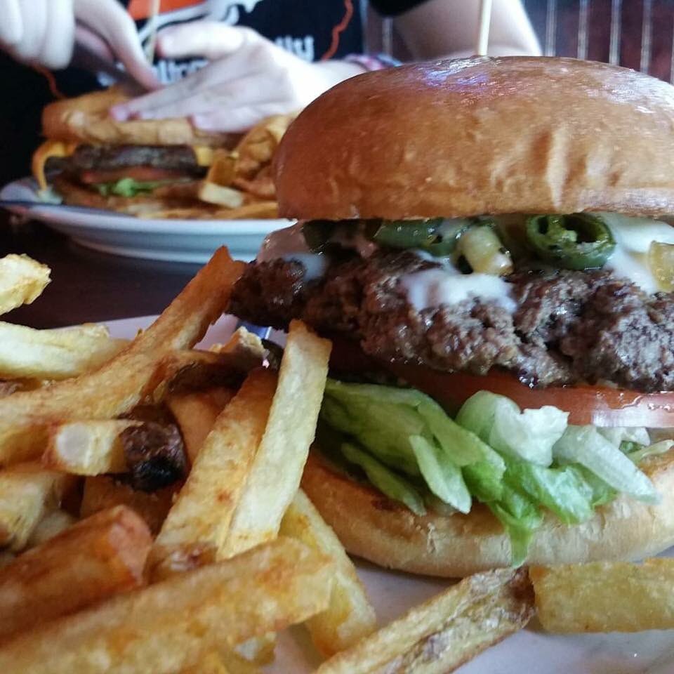 FredsTCU's tweet photo. Hey Colonial goers! Come into Fred's TCU to cool off, take a break,  and have some good grub! https://t.co/opmBYFgT21