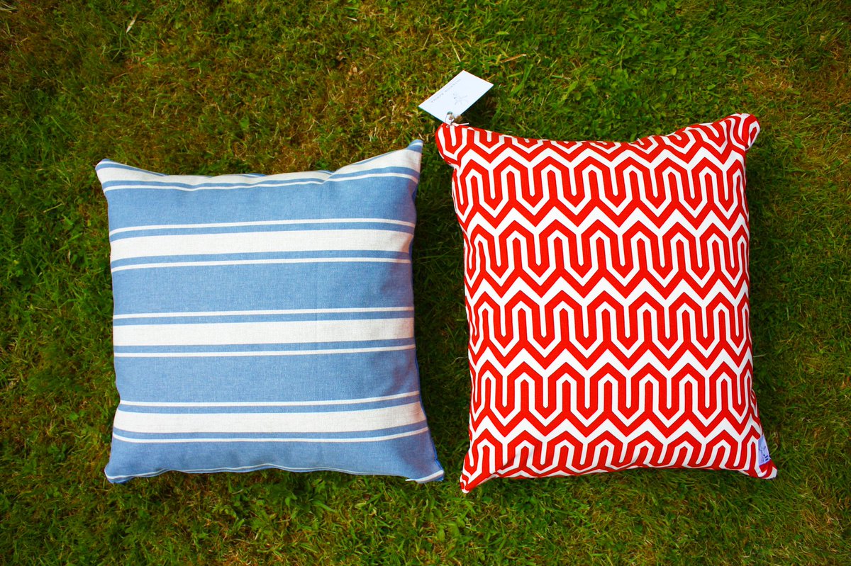 InteriorAfrika's tweet photo. Red or blue?! https://t.co/JopLPZqjU8 #cushions #redcushion #shop #cushion #blue #garden #home #love #weekend https://t.co/MUGeBFl2Cx