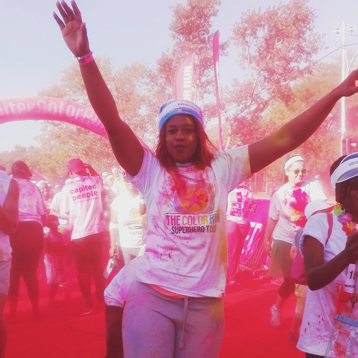 21ht5l's tweet image. Awesome inner superheroes were unleashed today at The Color Run #Livebetter #TheColorRunsa