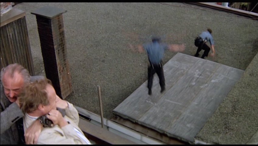 洋画台詞 シーンbot 俺は30年働いて 定年間近だ 25階から飛び降りるのだけは断る 下の階までだ これからやる事もある 計画も立てた 仕事より命が大切だ 天国に行けないパパ T Co Jiogfsh4ug